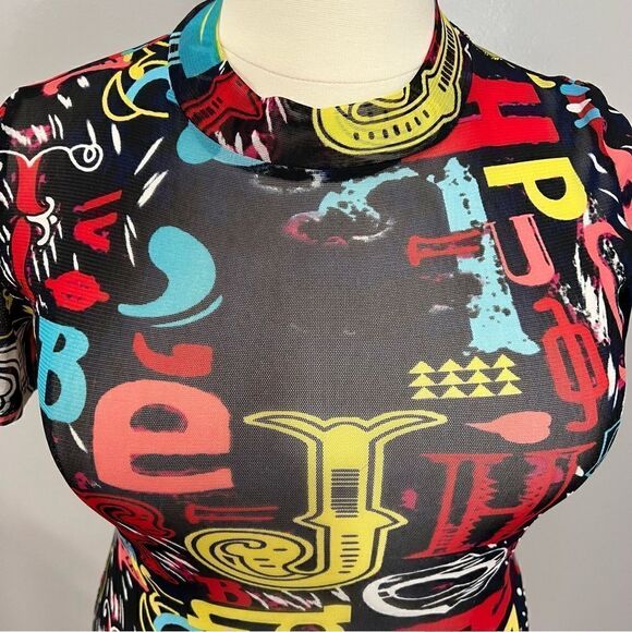 Sheer mock turtleneck short sleeve alphabet graphic print bodysuit - 1X‎ - Picture 7 of 12